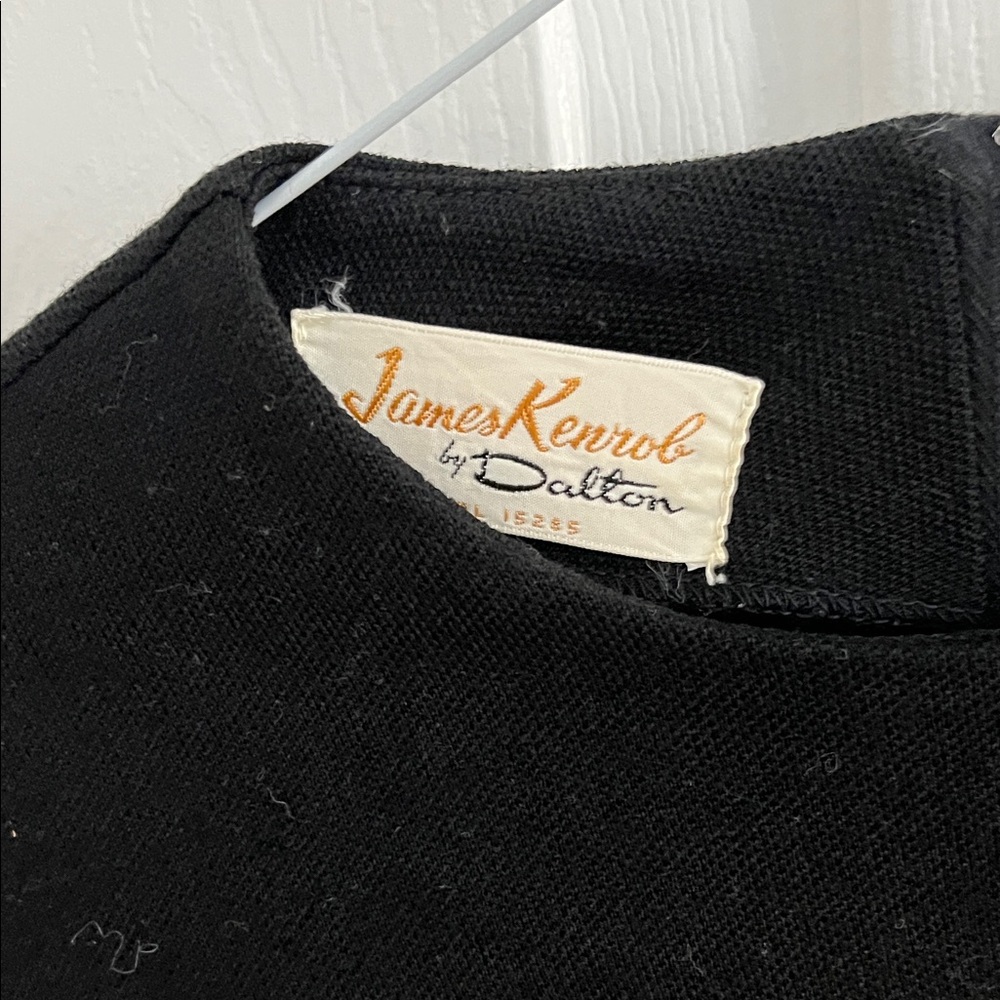Vintage Classic elegance-Tailored Black Women's Blouse